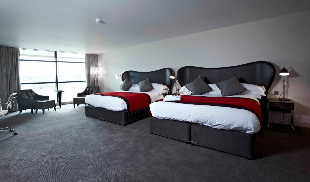Brooklands Hotel & Spa Weybridge Exterior foto